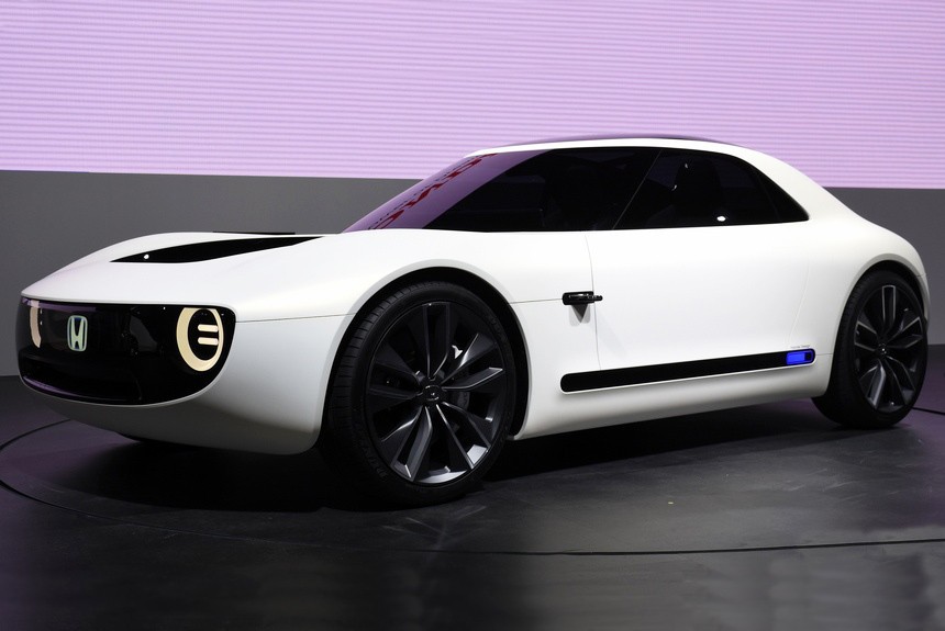 Хонда презентовала электрокар Sports EV на автомобильном салоне в Токио