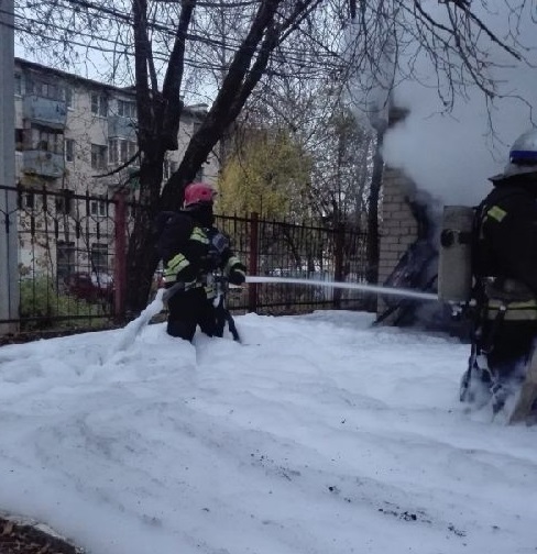 Опубликовано видео, как сгорела электроподстанция в Калуге