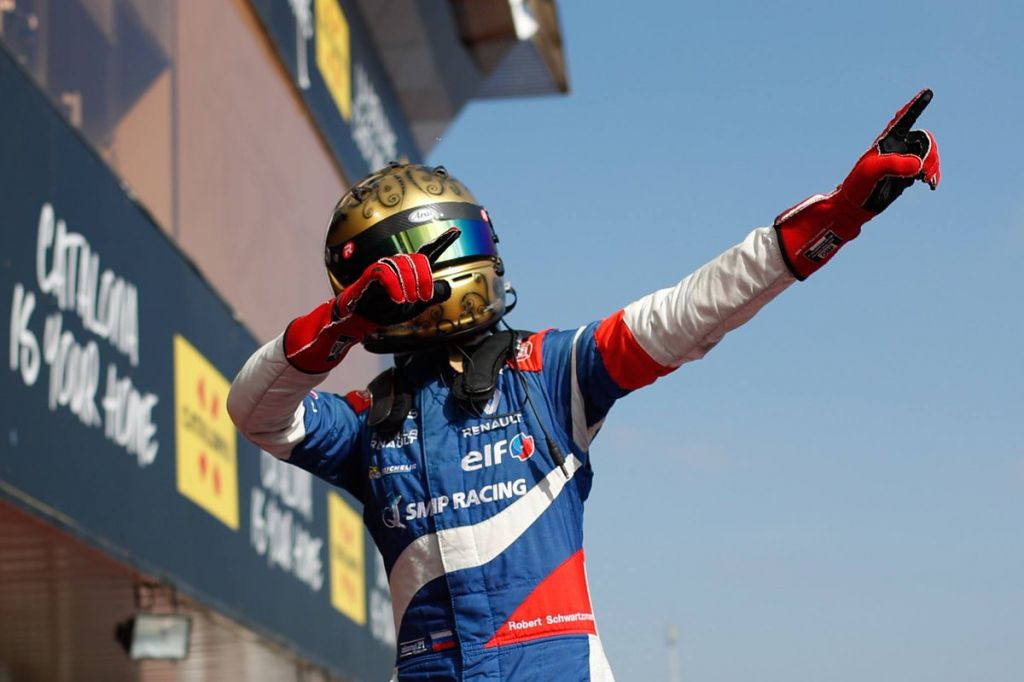 В будущем 2018-ом году Шварцман будет выступать в Формуле-3 за команду «Према»